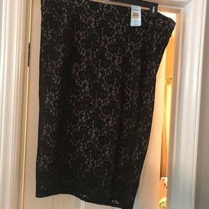 Torrid black lace pencil skirt